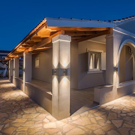 Villa Veneto Luxury Holidays Melíssia المظهر الخارجي الصورة